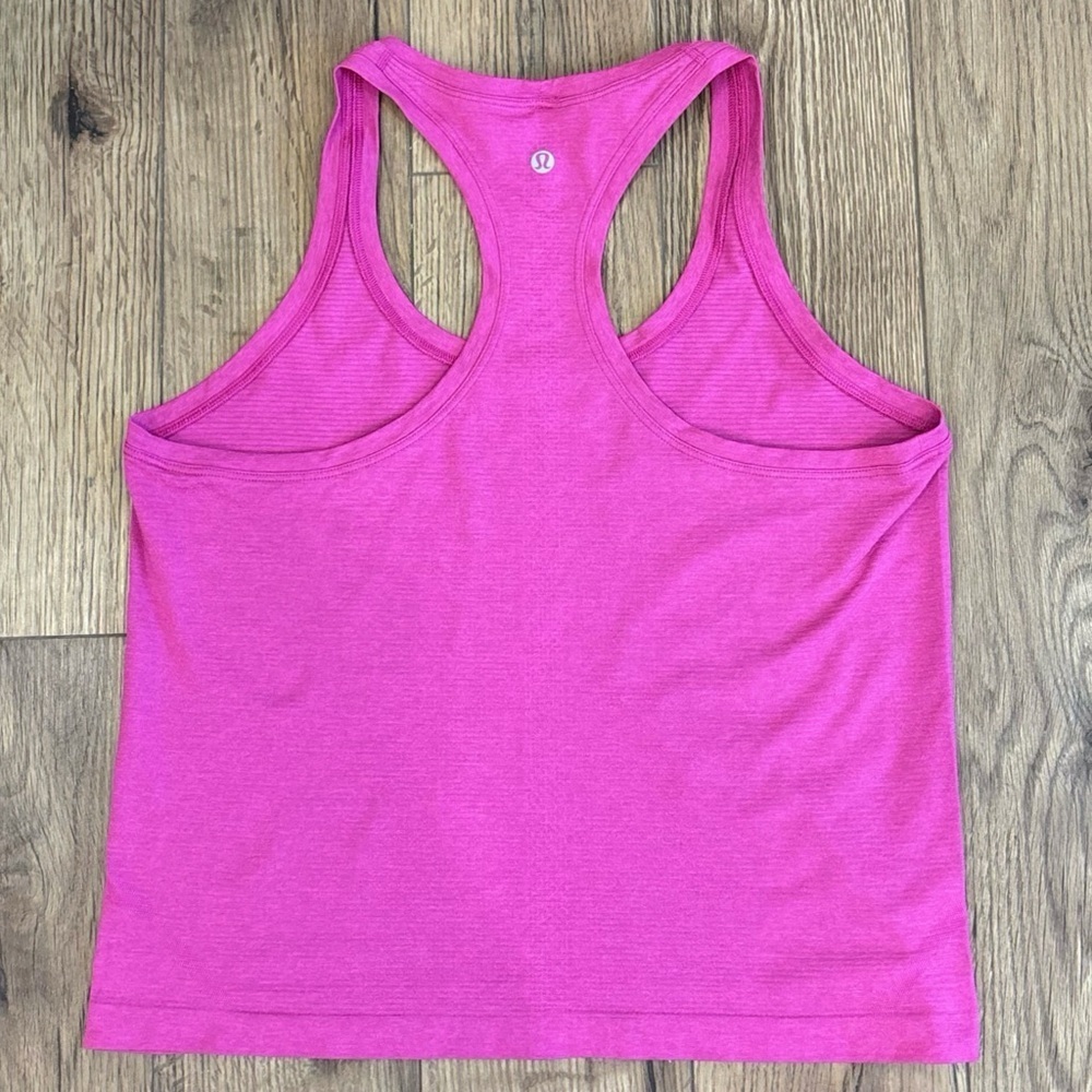 Lululemon Swiftly Tech Racerback Tank Top *Race In Sonic Pink Size 10 - Picture 2 of 4